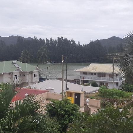 La Residence D'Almee Guesthouse Baie Sainte Anne Luaran gambar