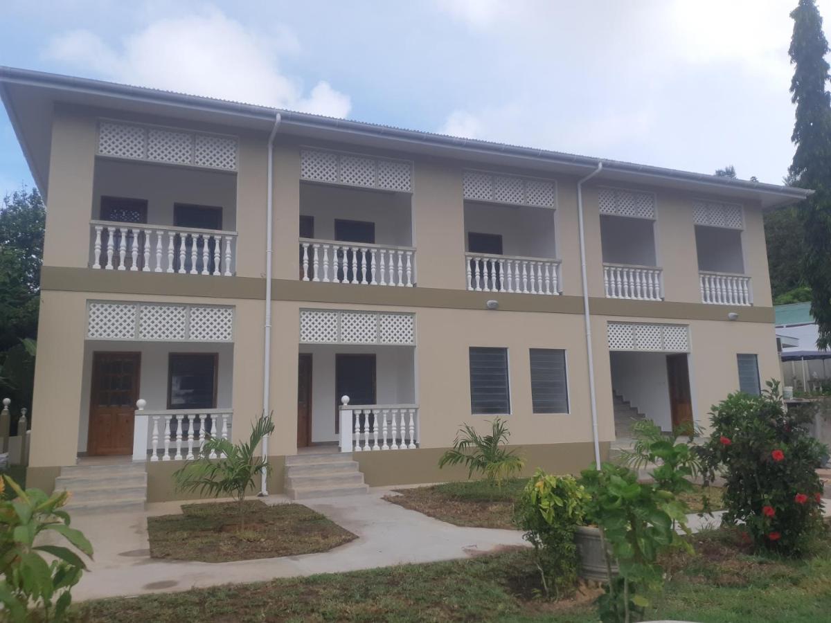 La Residence D'Almee Guesthouse Baie Sainte Anne Luaran gambar