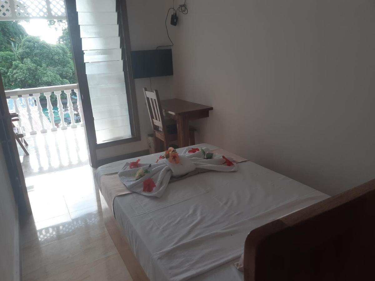 La Residence D'Almee Guesthouse Baie Sainte Anne Luaran gambar