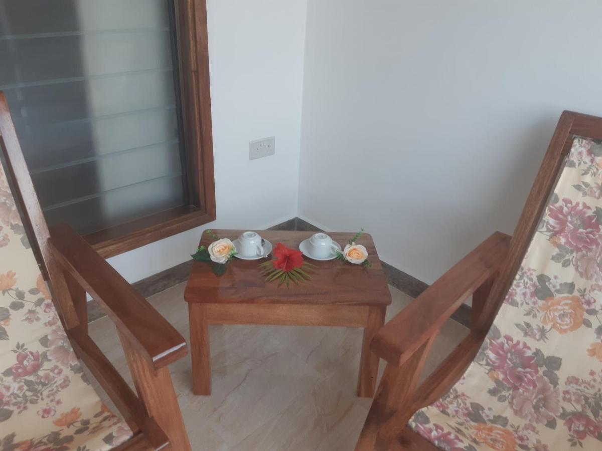 La Residence D'Almee Guesthouse Baie Sainte Anne Luaran gambar