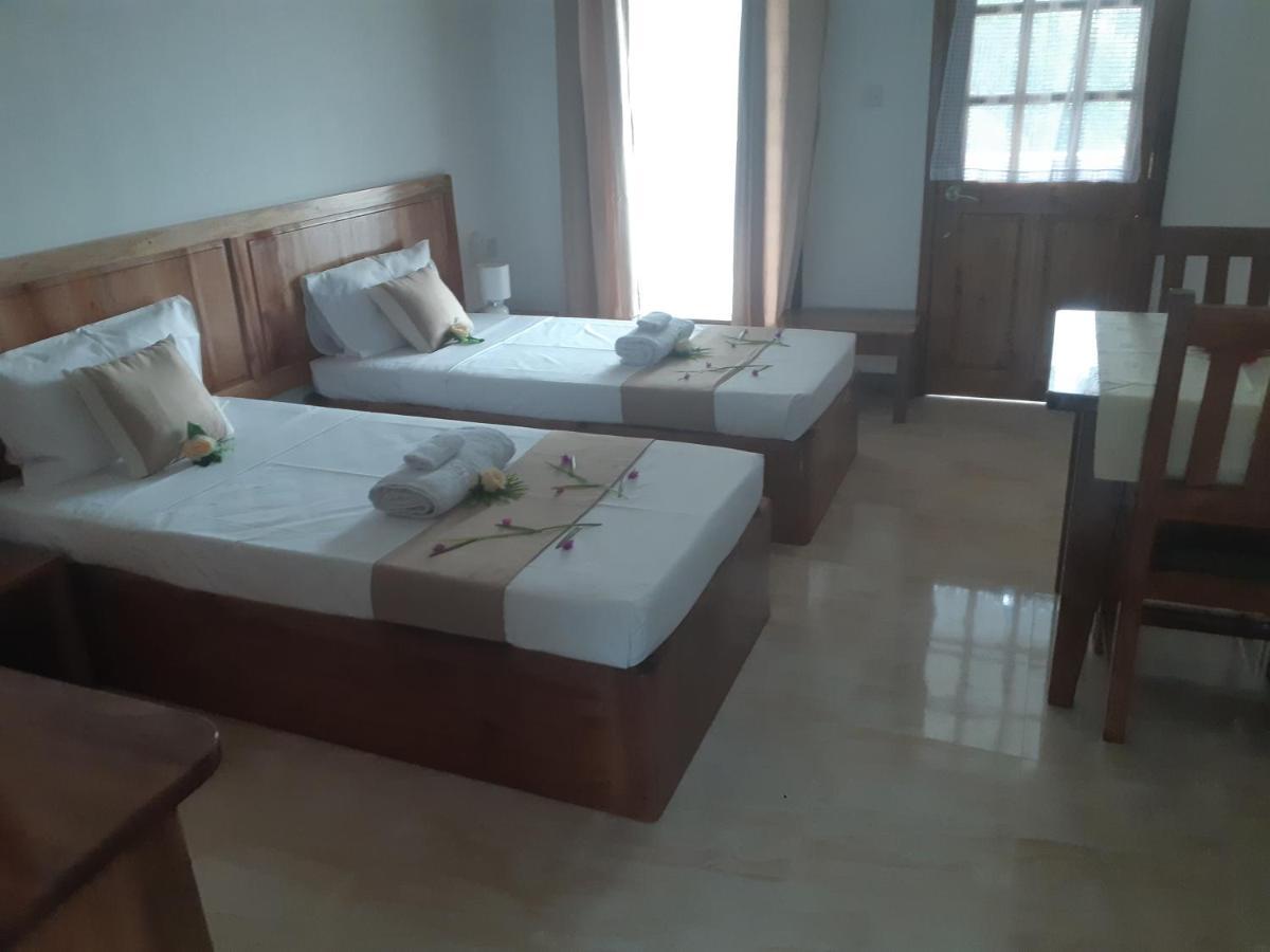 La Residence D'Almee Guesthouse Baie Sainte Anne Luaran gambar