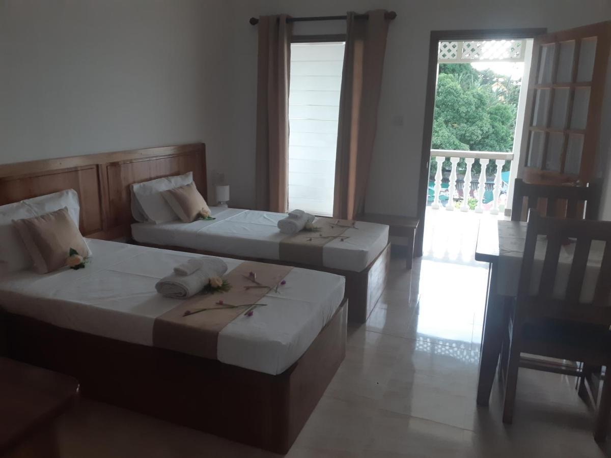 La Residence D'Almee Guesthouse Baie Sainte Anne Luaran gambar