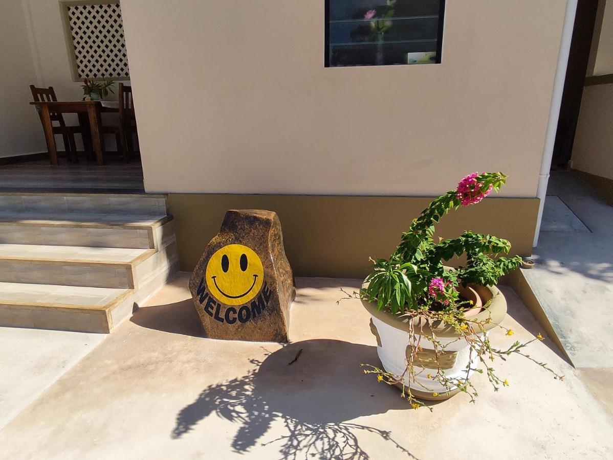 La Residence D'Almee Guesthouse Baie Sainte Anne Luaran gambar