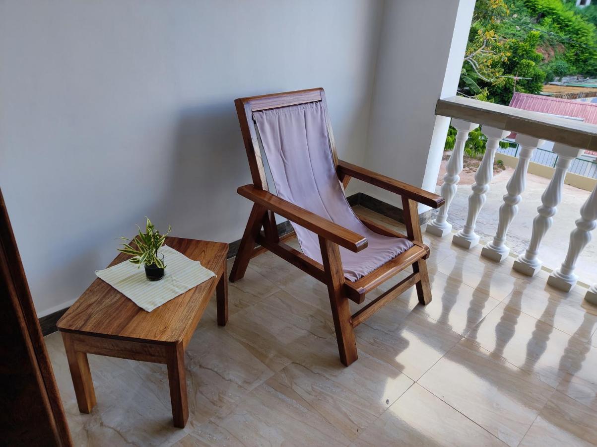 La Residence D'Almee Guesthouse Baie Sainte Anne Luaran gambar