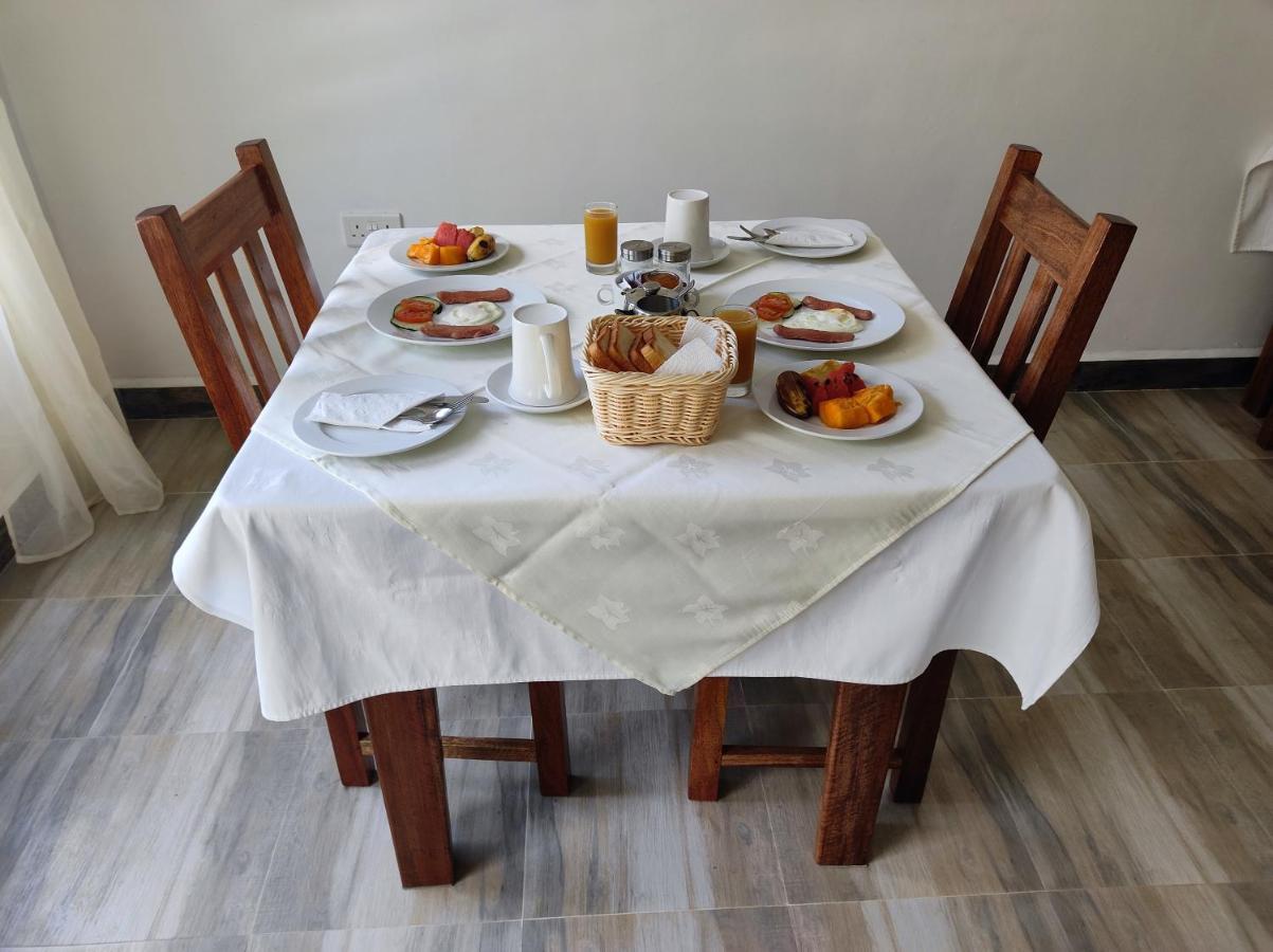 La Residence D'Almee Guesthouse Baie Sainte Anne Luaran gambar