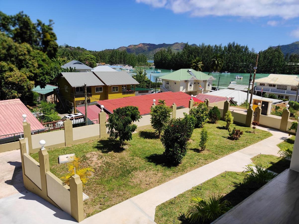 La Residence D'Almee Guesthouse Baie Sainte Anne Luaran gambar