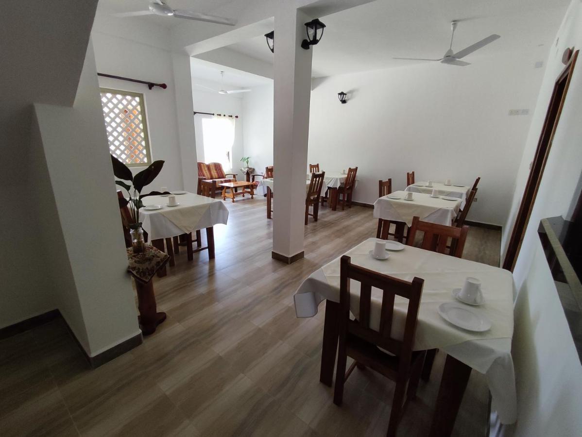 La Residence D'Almee Guesthouse Baie Sainte Anne Luaran gambar