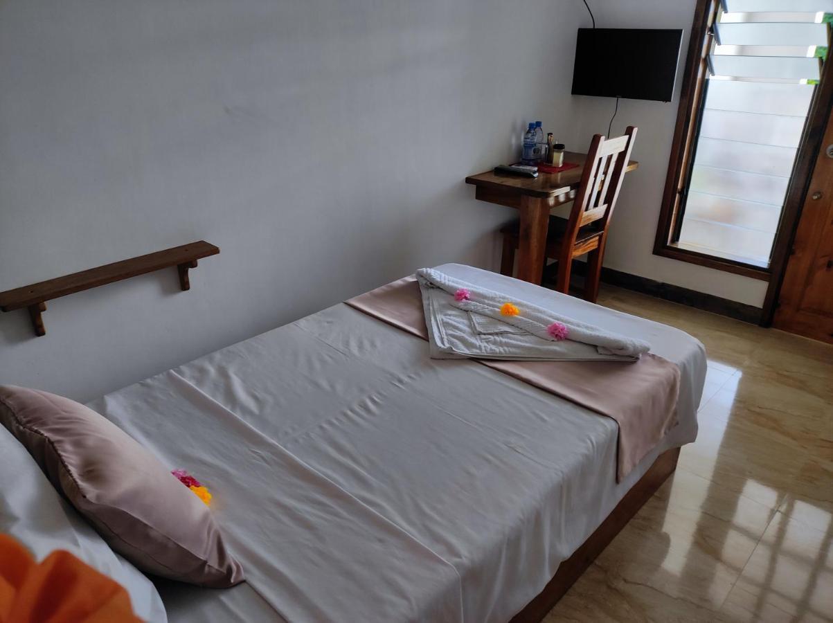 La Residence D'Almee Guesthouse Baie Sainte Anne Luaran gambar